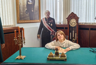 ЦБ . Кабинет подошел человеку 