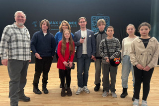 Как же мы любим научные шоу ! 